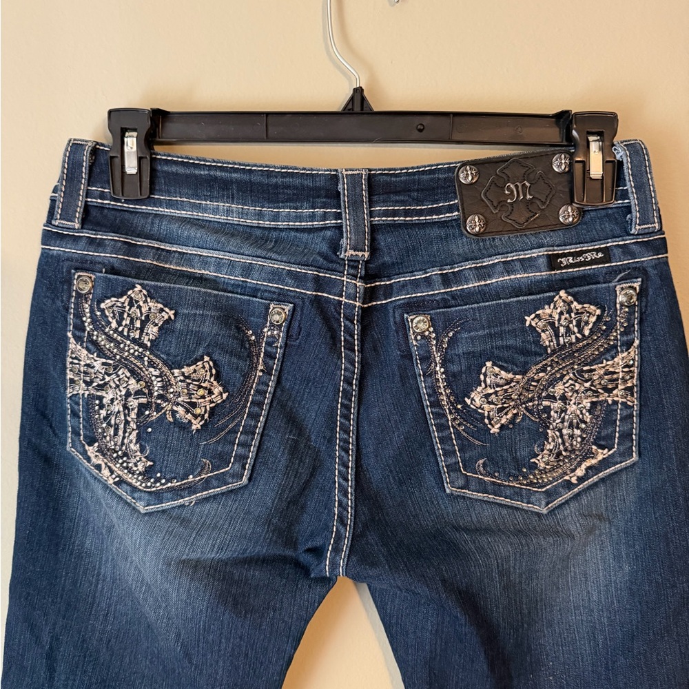 Gorgeous Miss Me Like New Cross Embellished Cuffed Capri Jeans With 22” Inseam